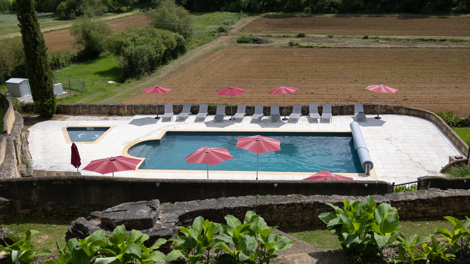 les_maurelles_le-tilleul-terrasse_perigord