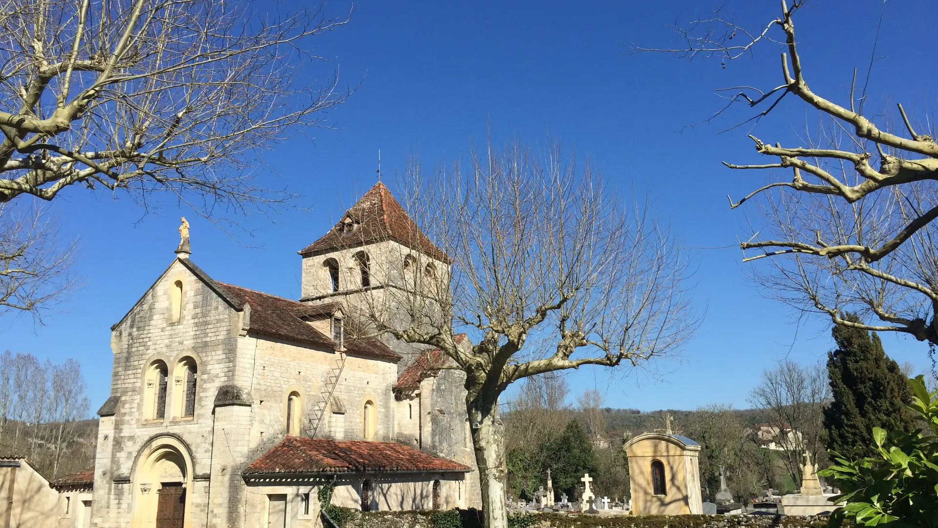 eglise-vers-notre-dame-velles