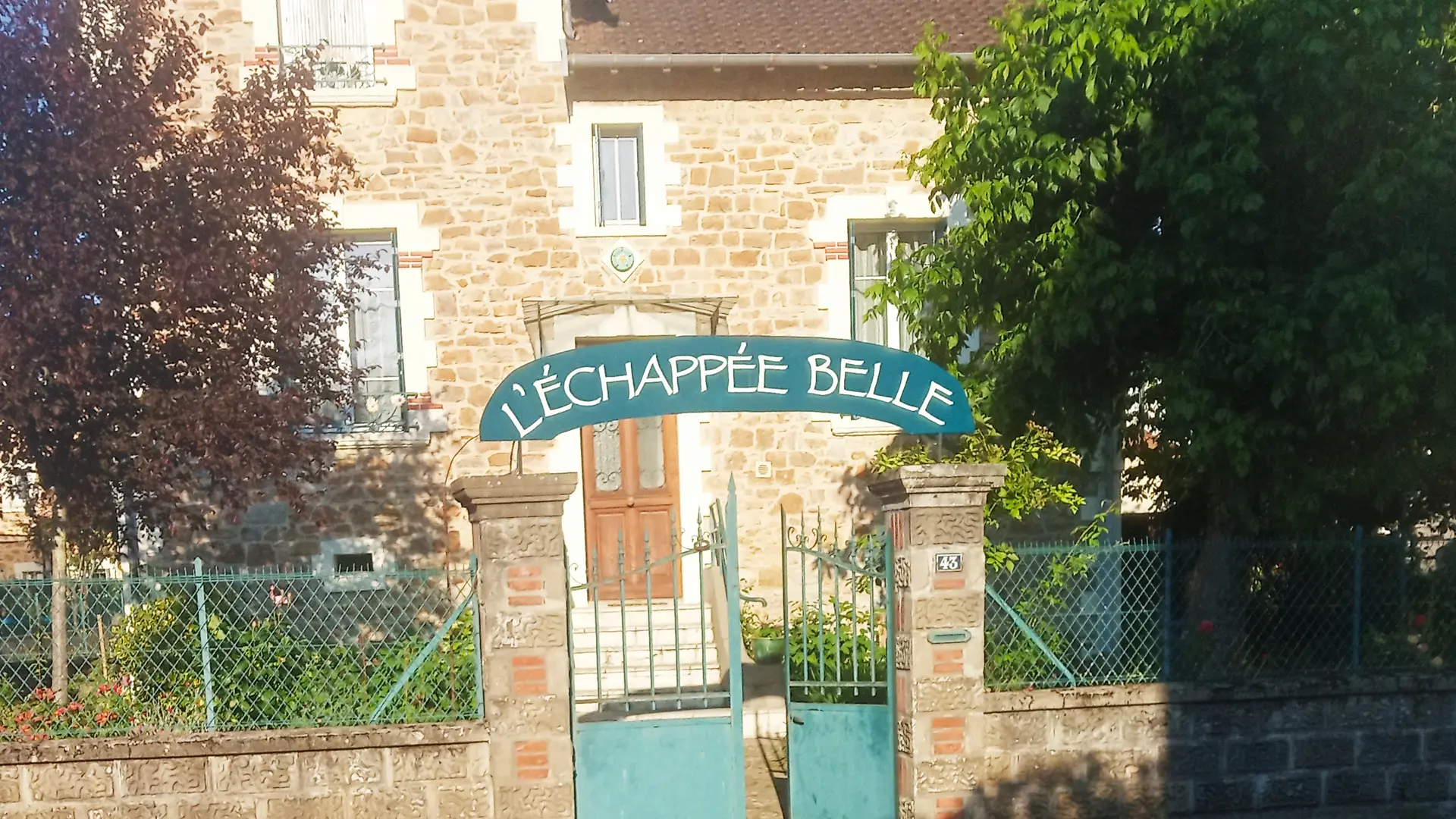 L'Échappée Belle côté rue