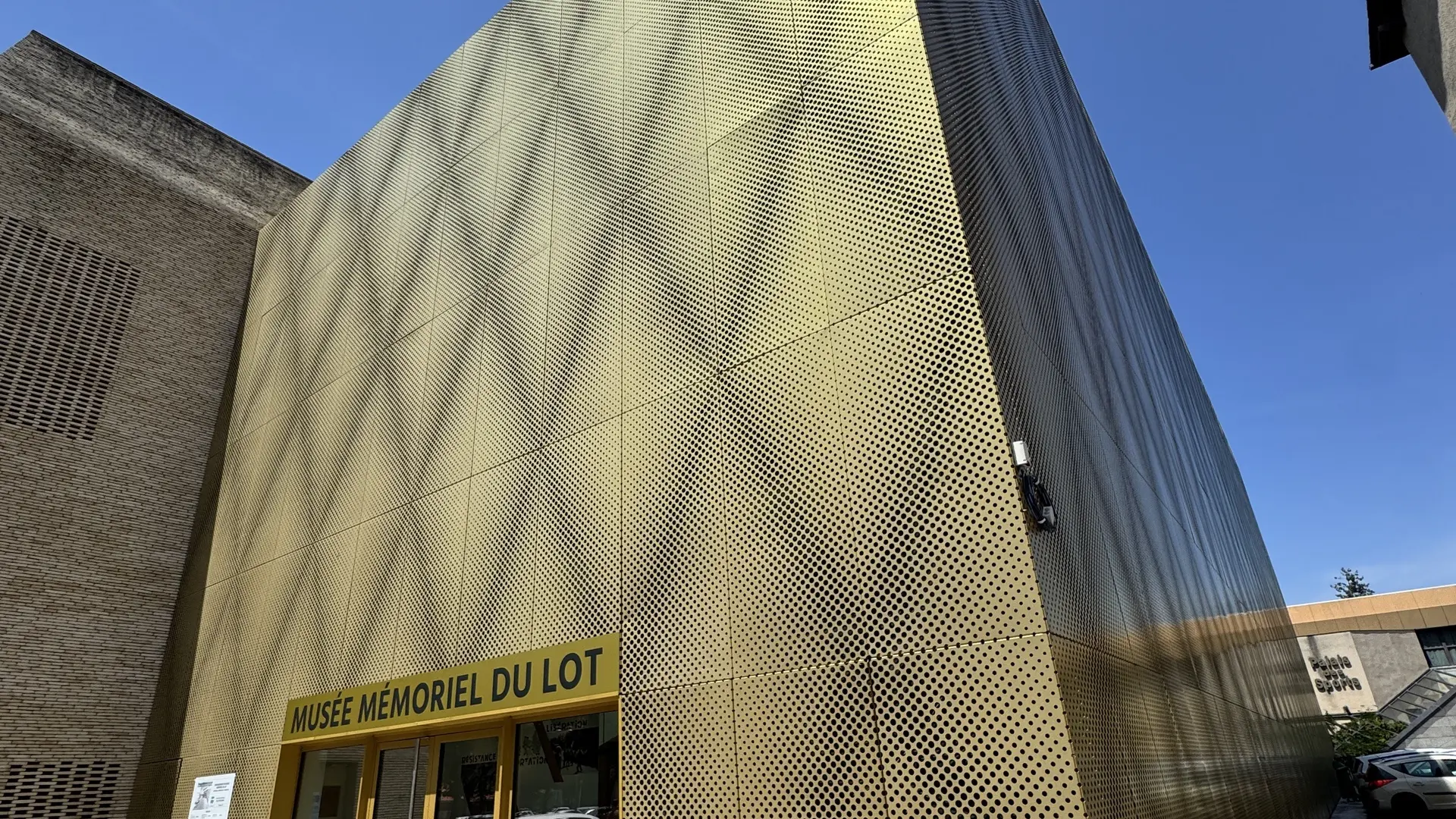façade musée