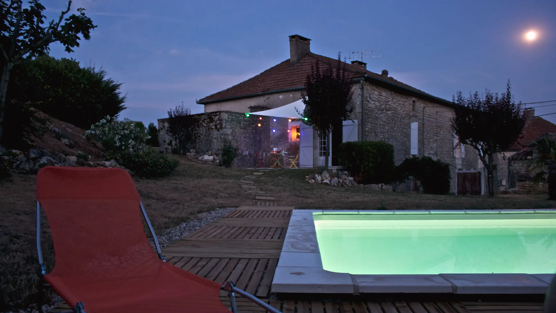 Piscine la nuit