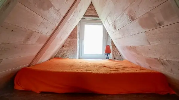 mezzanine: 2 lits une place