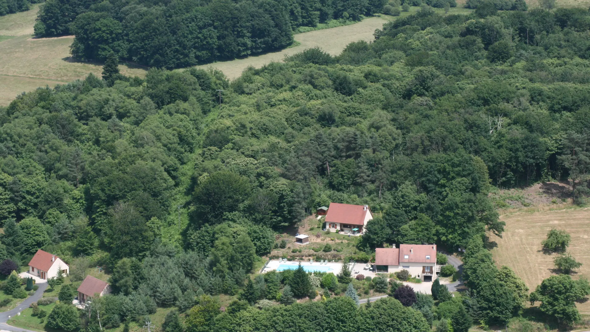 lachataigneraievueaerienne2