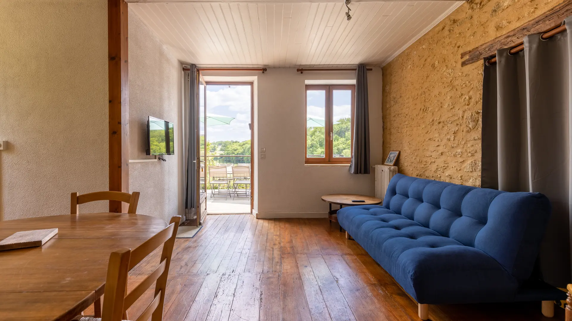 les_maurelles_le-tilleul-salon_perigord