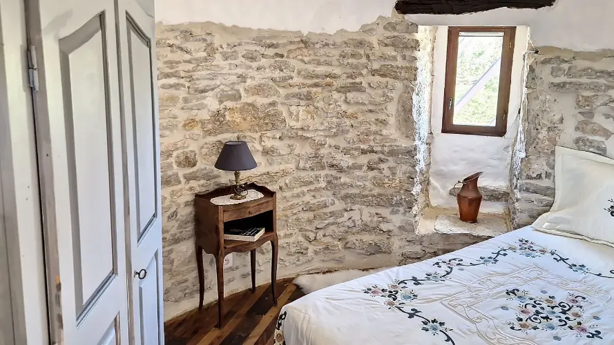 les curies - le moulin de brunard - La chambre