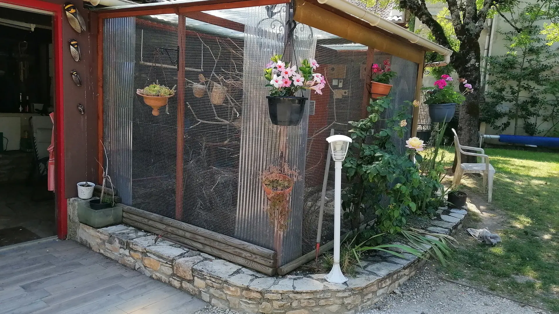 Chambre d'hôte les oiseaux volière