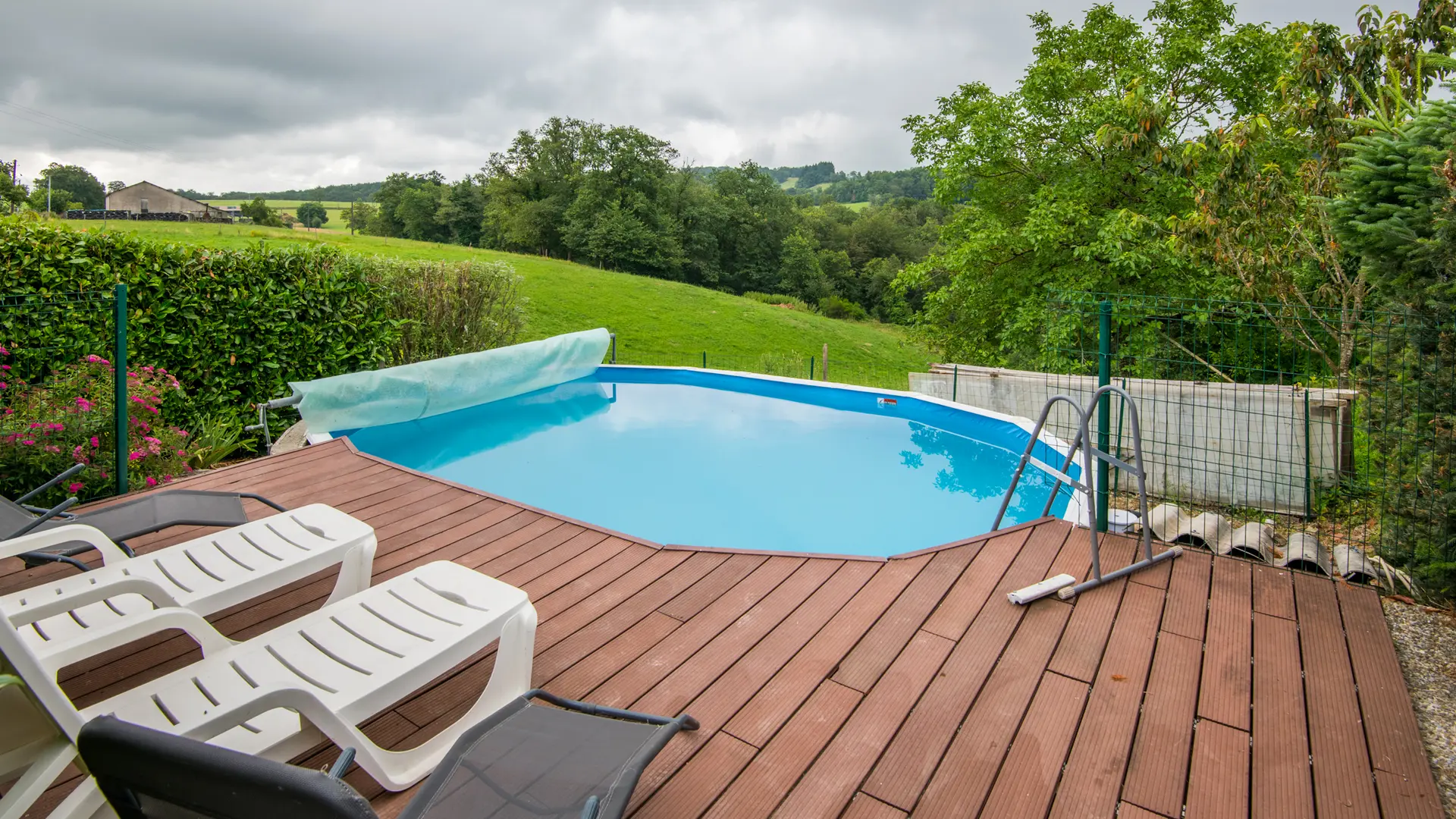 maisondecampagnepiscine avec plage