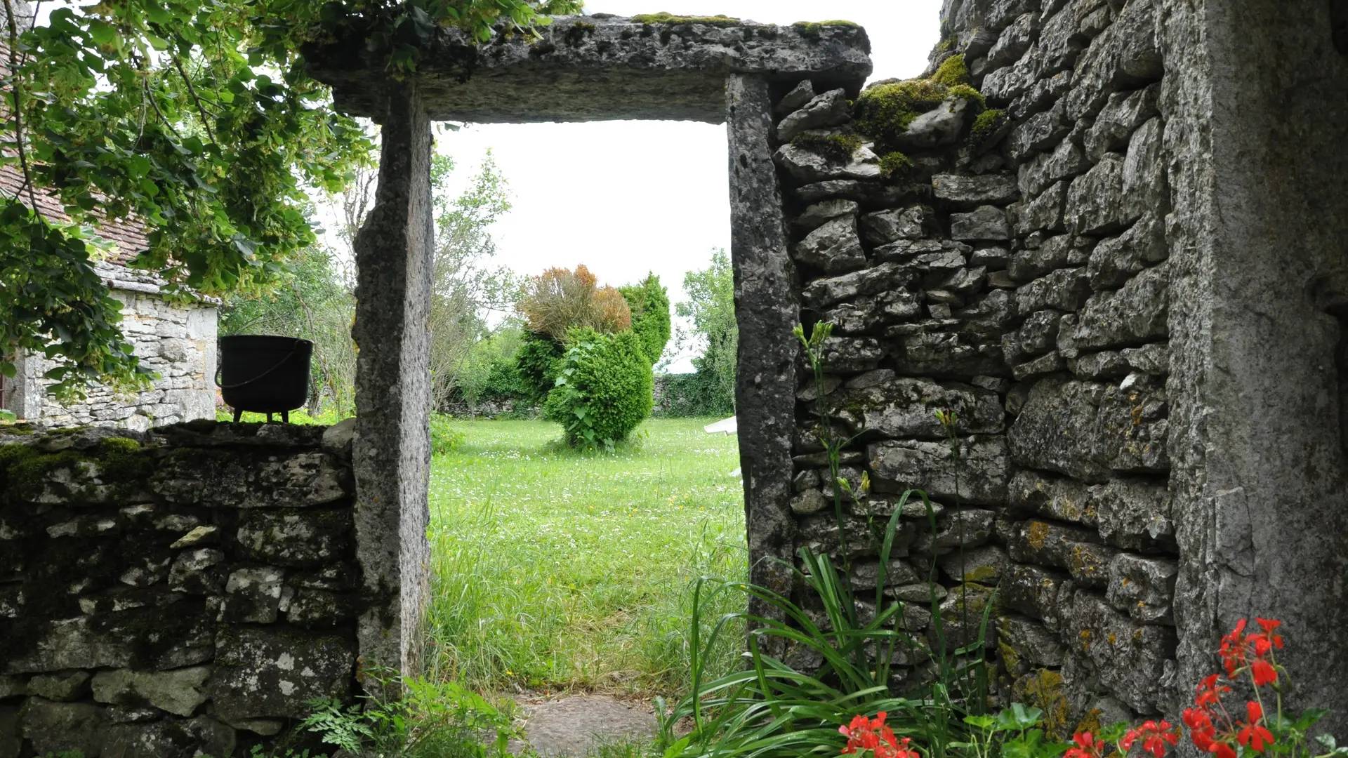 passage vers jardin