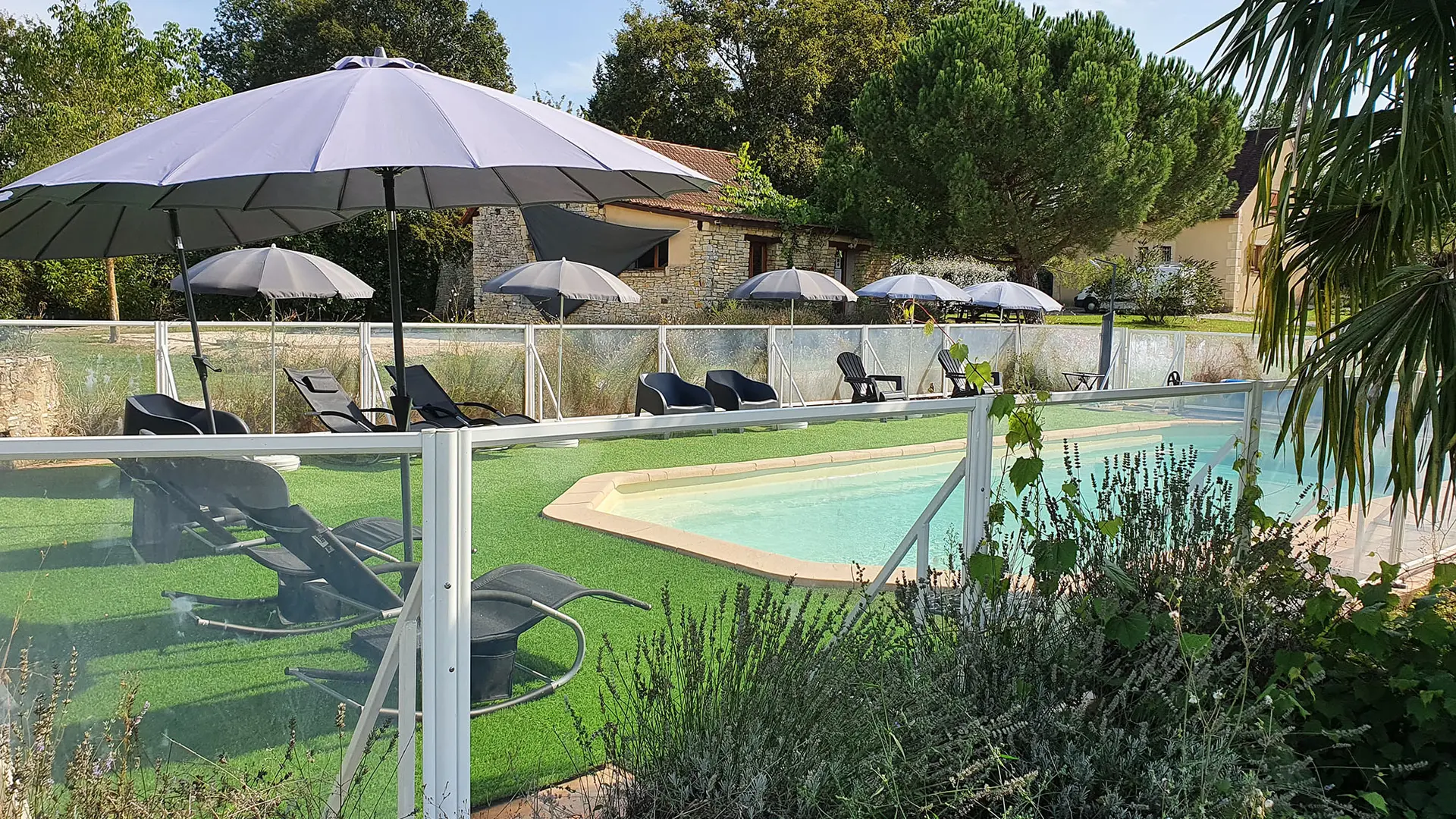 piscine 04 - hameau des Cardenals