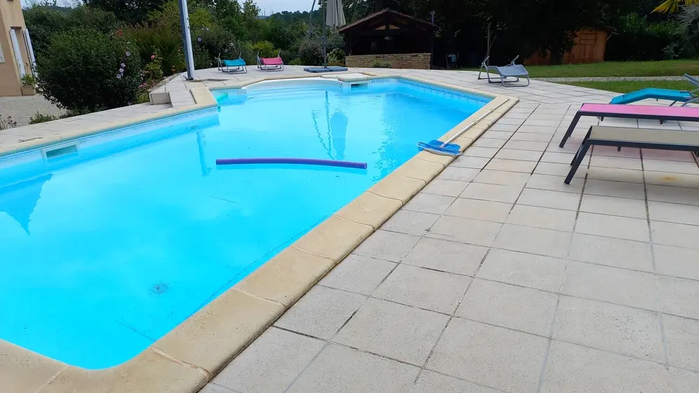 piscine 3 cyprès