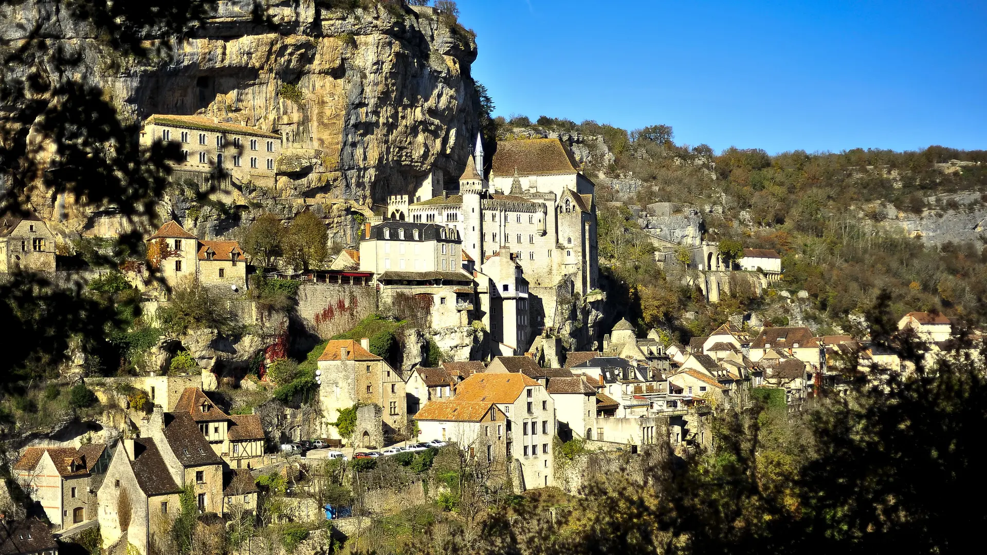 point 7 - 142180_rocamadour_sur_son_rocherjpg