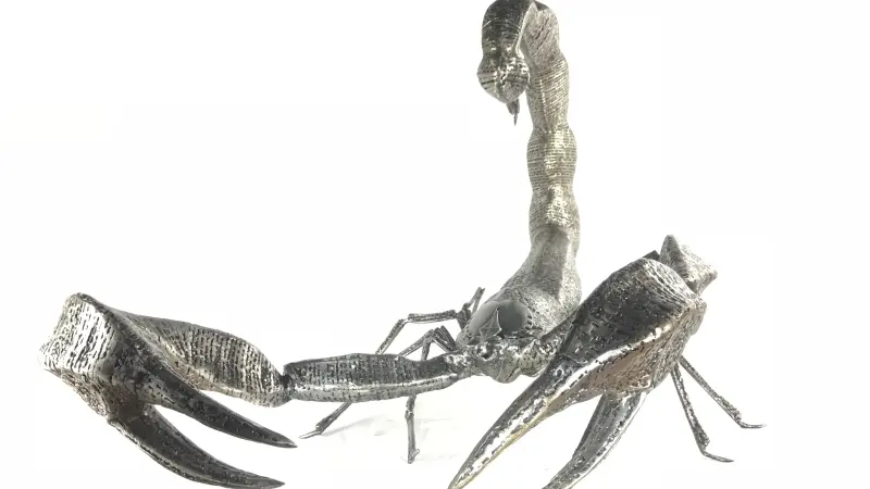 Scorpion - sculpture métal grand format