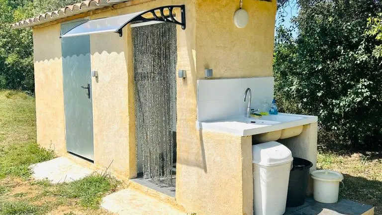sanitair