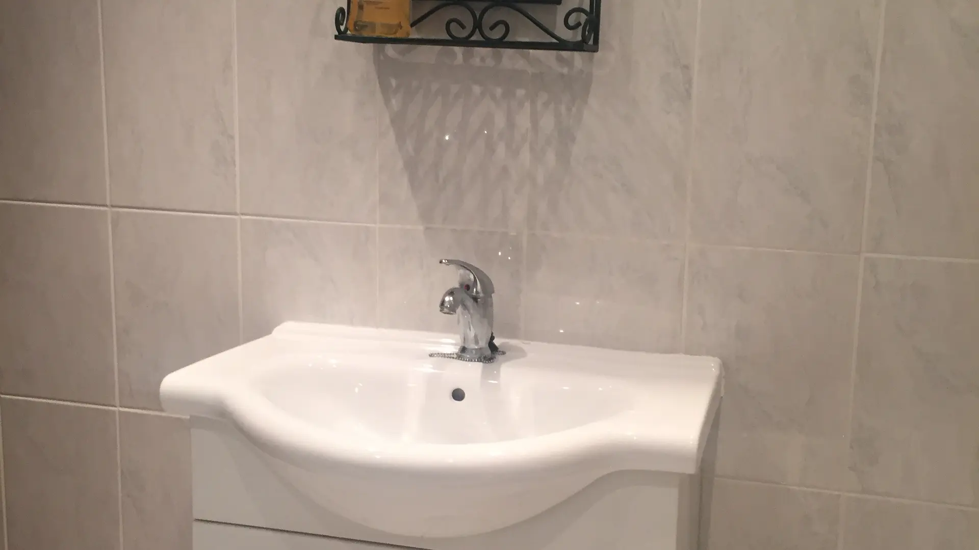 Etage- sdb 1 -lavabo