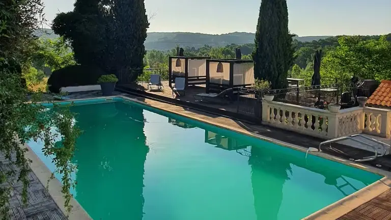 5b31c3cf-fb27-4c28-b97b-547878539963