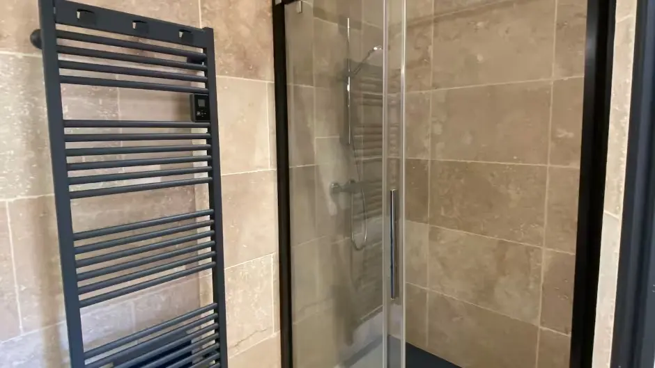 65c01ec5-9267-479a-bce9-bcc7b2439a49