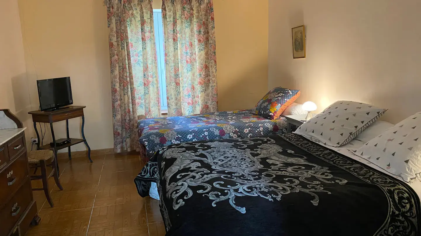 8f8cd7b5-5695-4c53-868a-85ad9b02e905