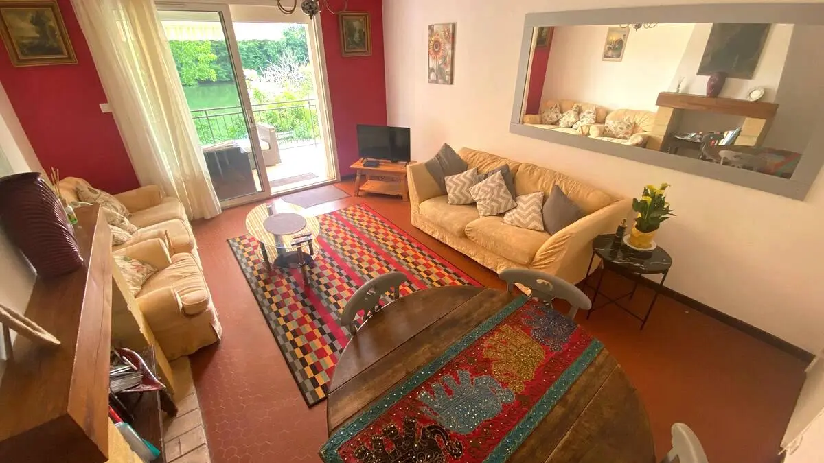 04359293-e339-4ba2-b99f-3a86f896f40f