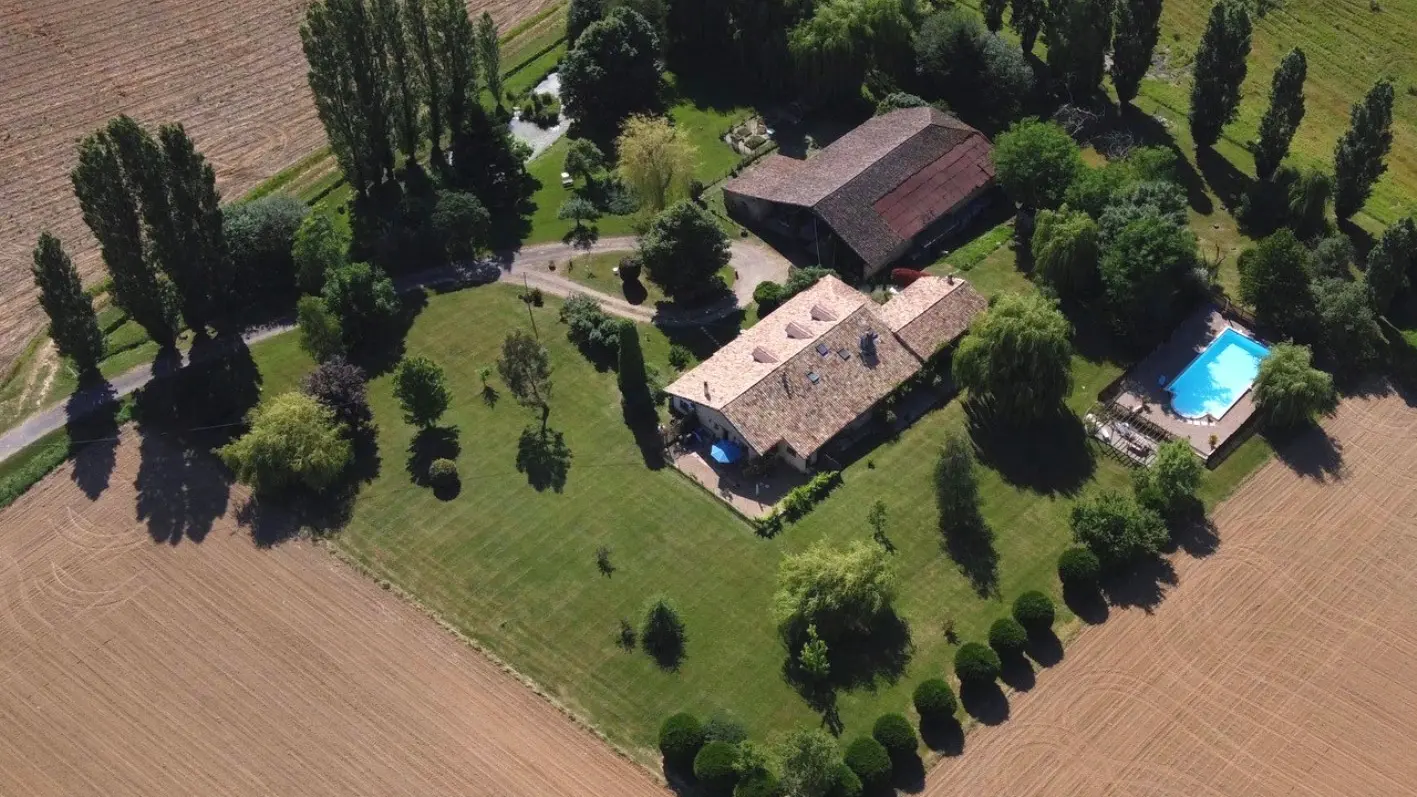 102814787_734942327315704_8741259934949179392_n