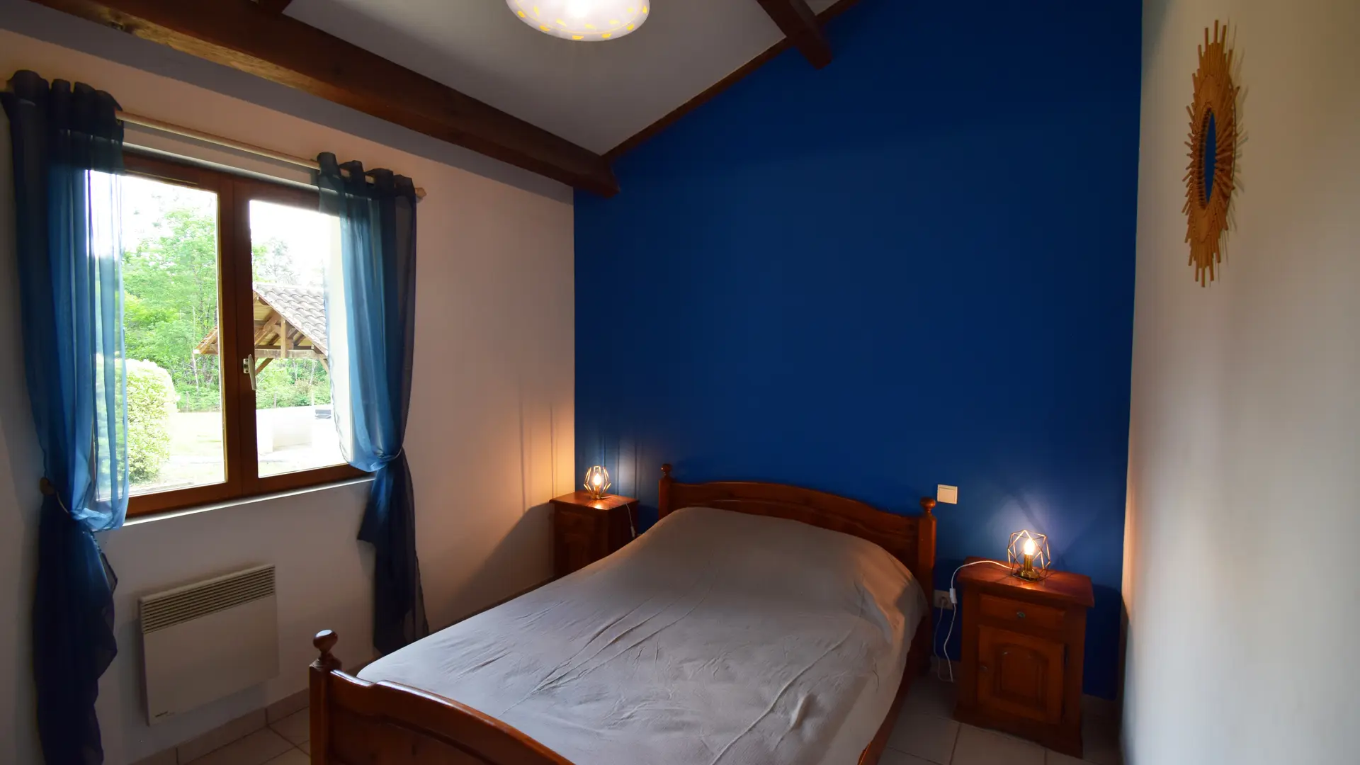 HLOAQU047FS002VB-2025-10