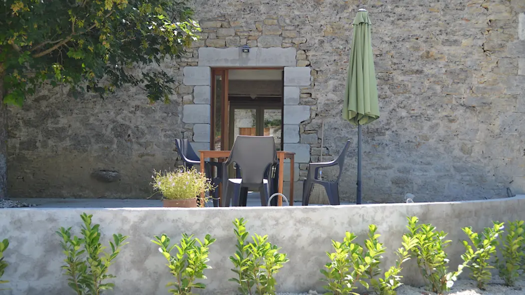 HLOAQU047V50014C_Thézac_Canel_les fours_extérieur