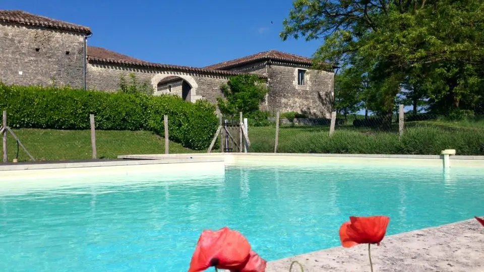 HLOAQU047FS00335_Thézac_Canel Tonneau_piscine