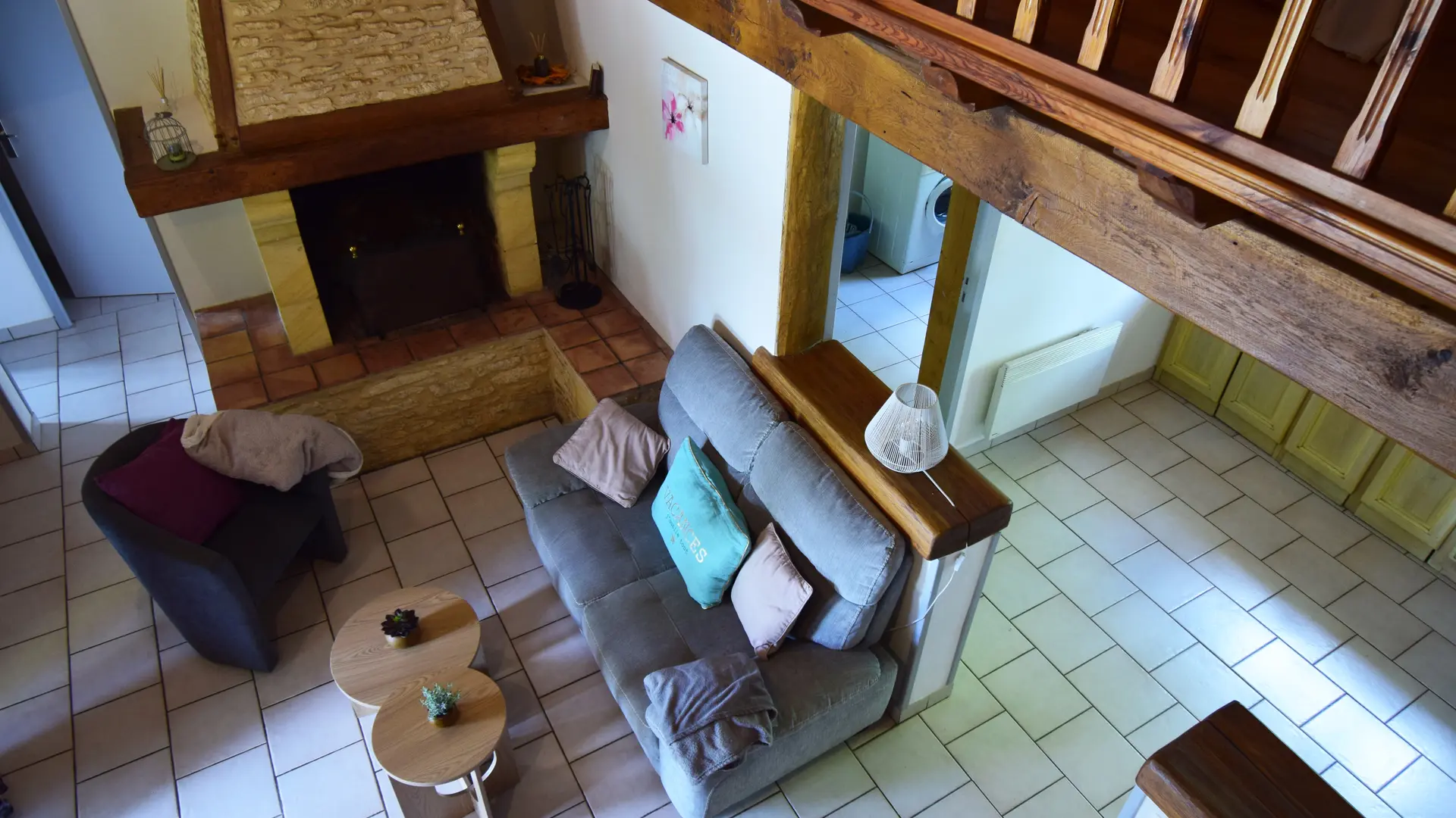 HLOAQU047FS002VB-2025-9