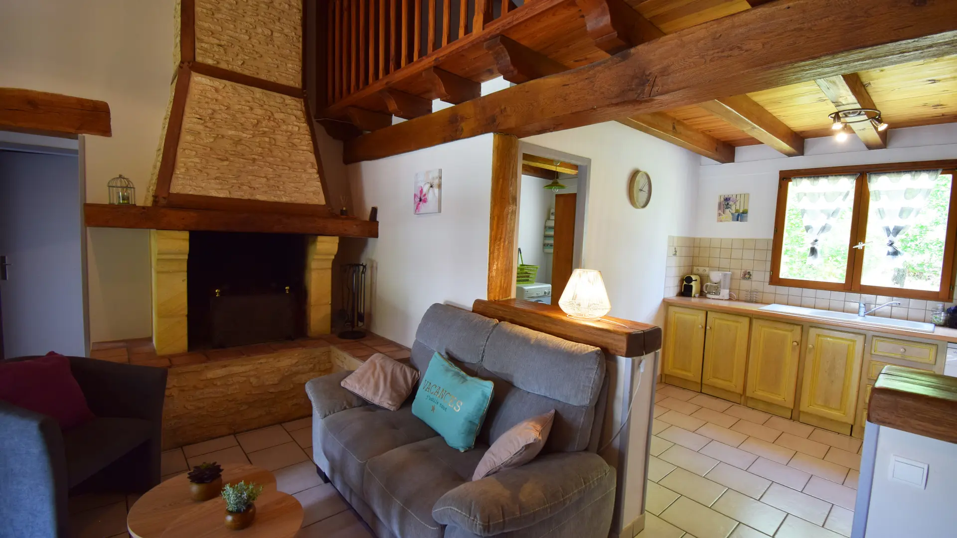 HLOAQU047FS002VB-2025-6