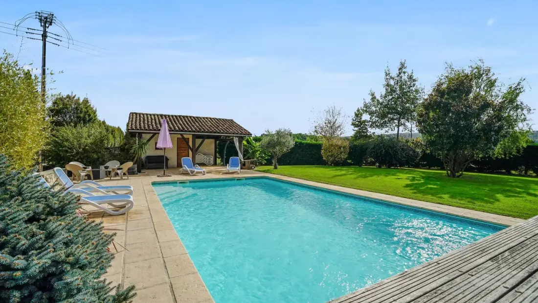 2c6839eb-9356-4051-b890-c745f0208949