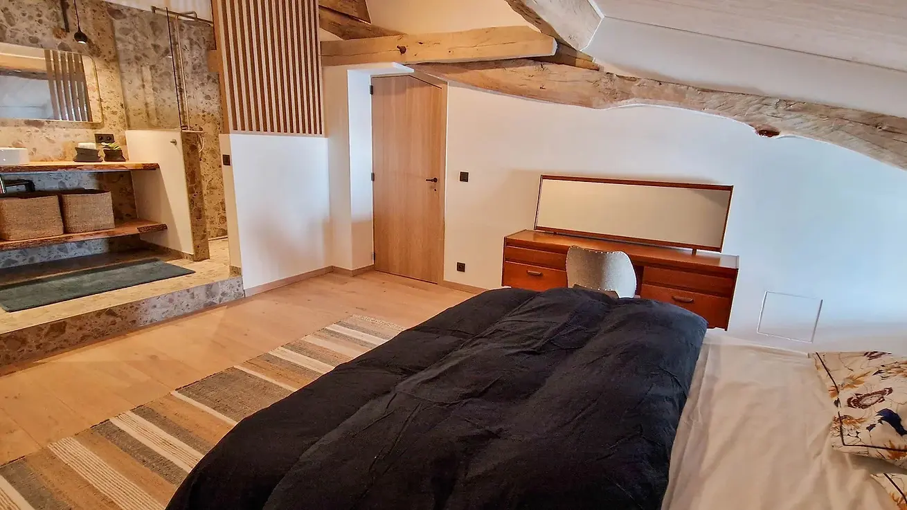 Maison Laparade_chambre étage