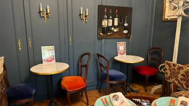 thumbnail_SALON DE THE 1 (1)