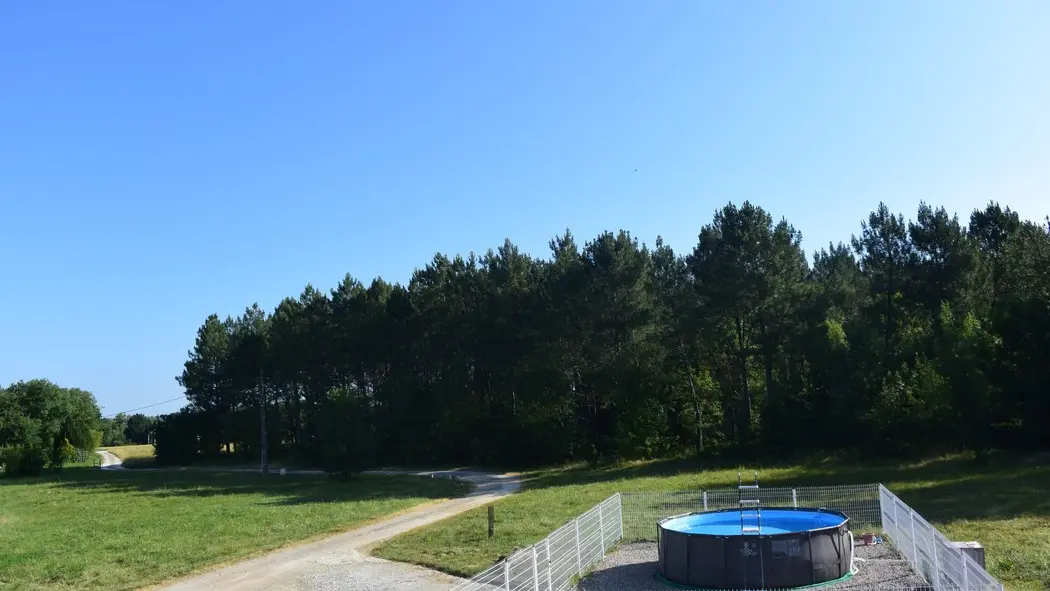 HLOAQU047V505V1K_Trémons_Clos d'Audet_Deville_Bignones_piscine