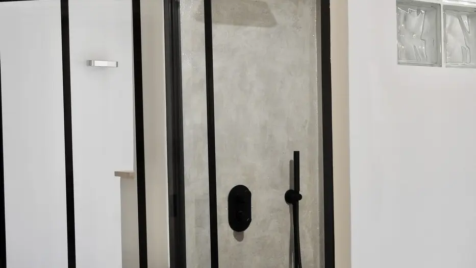 HLOAQU047V50GNWA_Blanquefort_Chambre en pierre_Gîte Monpazier_s d'eau bis