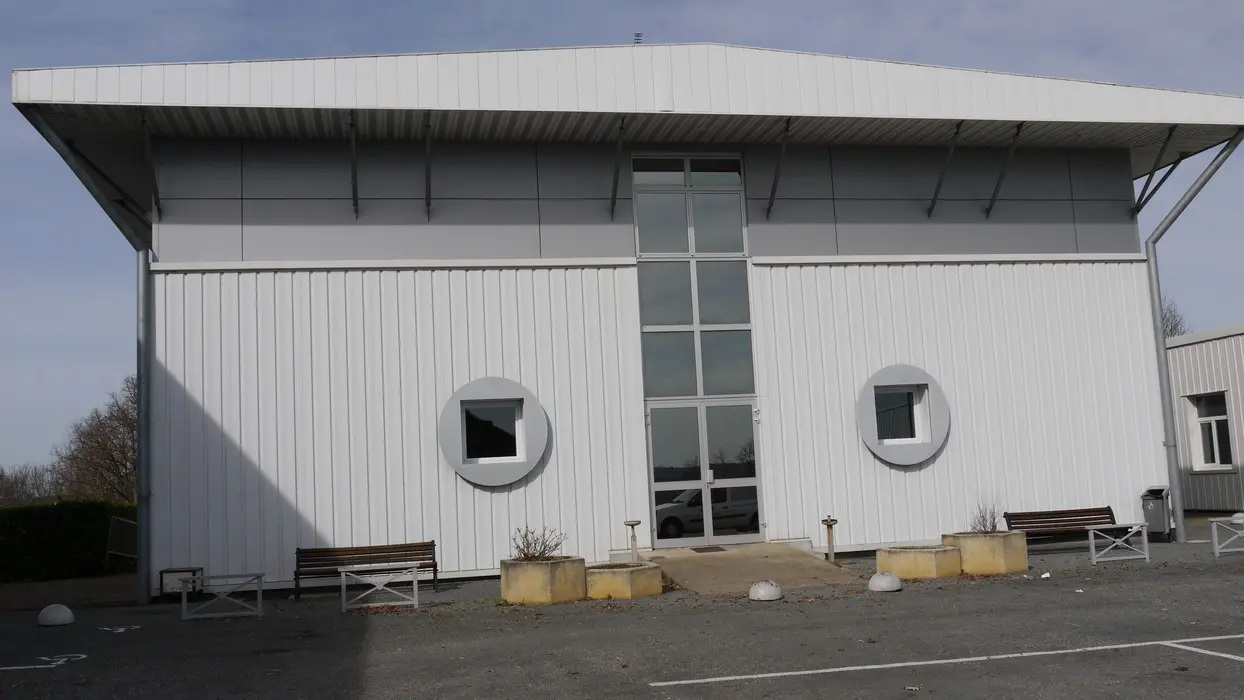 HCOLLAQU0470000O_Fumel_Centre d'accueilMoncany_extérieur