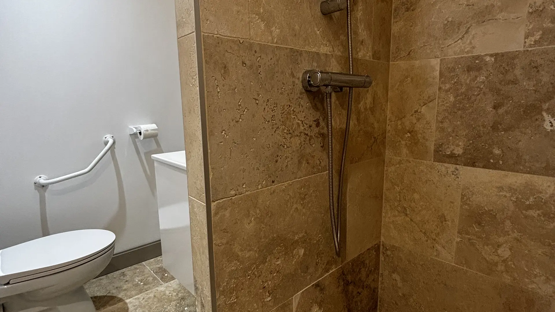 Gîte VIRIDIS - Salle d'eau