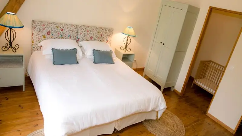 HLO_Gîte La Belle Epoque_Coulx_ch 5 avec nursery