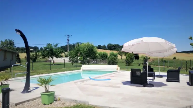 HLO_Gite Soleil_Monclar_piscine 2