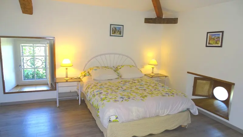 HLOAQU047FS0006E_grande10