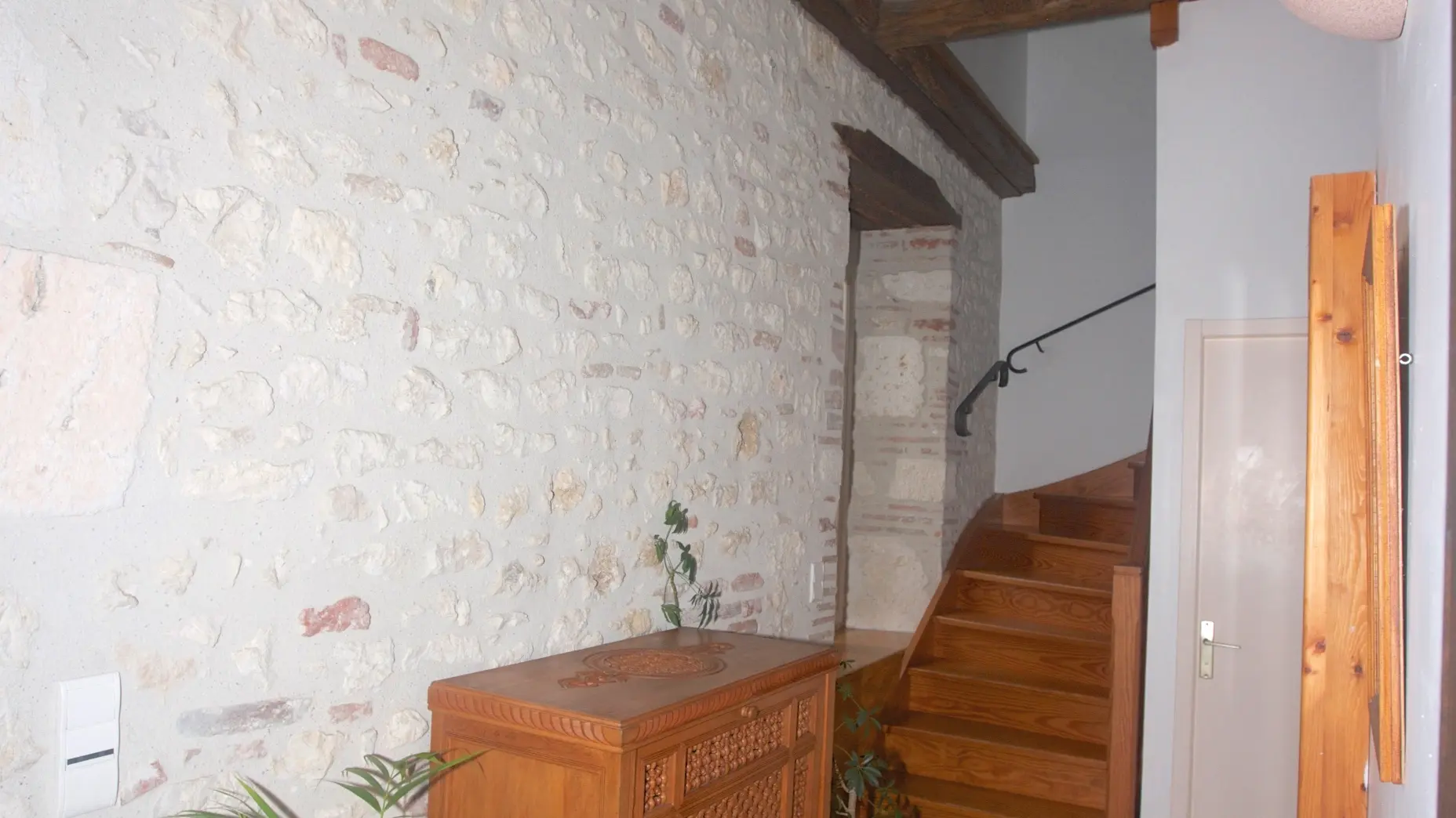 HLOAQU047FS0006E_grande12