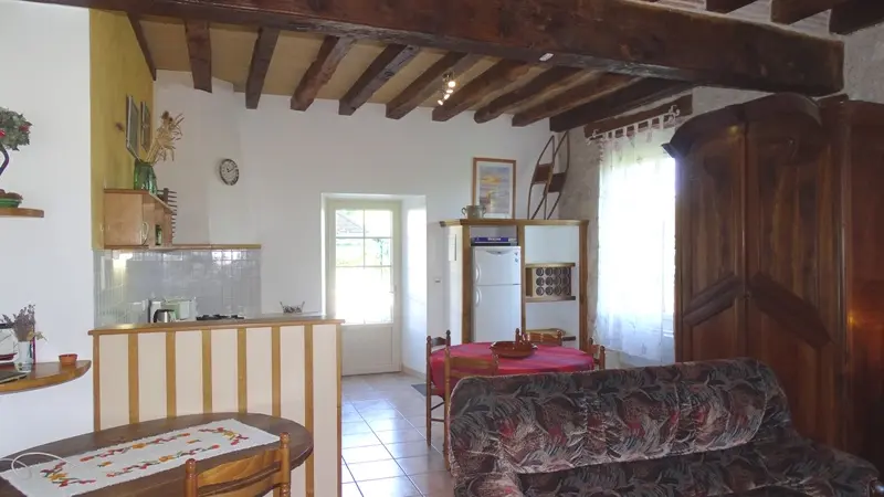 HLOAQU047FS0006E_grande4