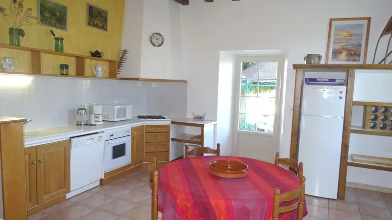 HLOAQU047FS0006E_grande6