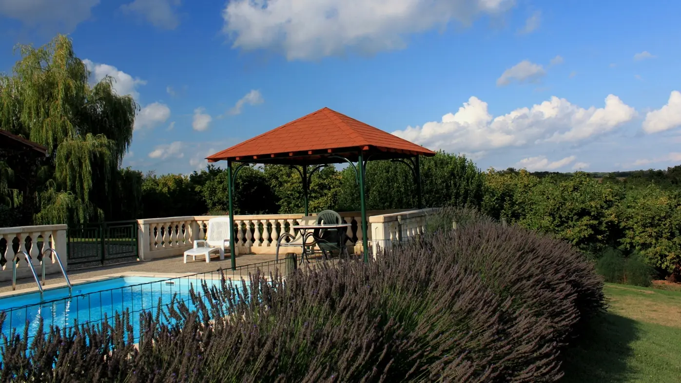 HLOAQU047FS000CK_grande17