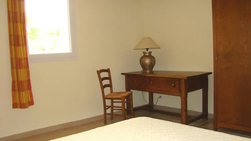 HLOAQU047FS000GS_THEZAC_chambre2