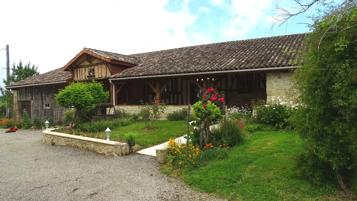 HLOAQU047FS001RS-2-2