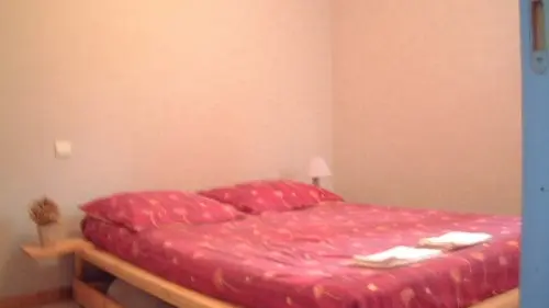 HLOAQU047FS001S4_LGC099A_Chambre2