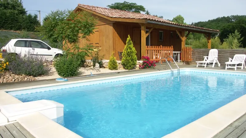 HLOAQU047FS001S4_grande