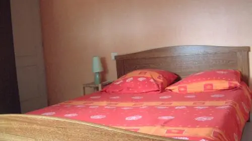 HLOAQU047FS001S6_LGC099B_Chambre