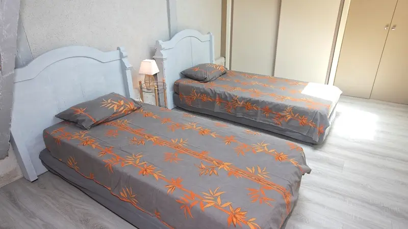 HLOAQU047FS0021I_chambre2suiteLeFour