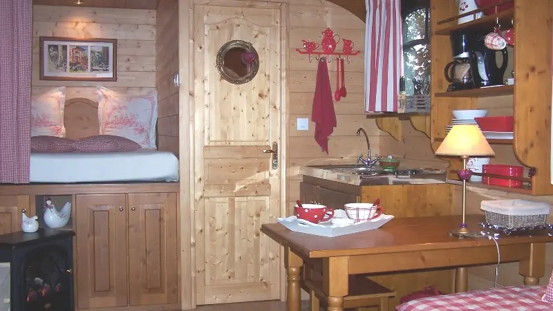 HLOAQU047FS002N8_grande10