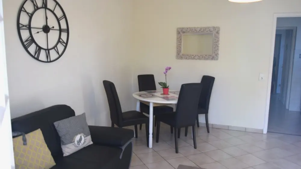 HLOAQU047V509J6Z_grande8